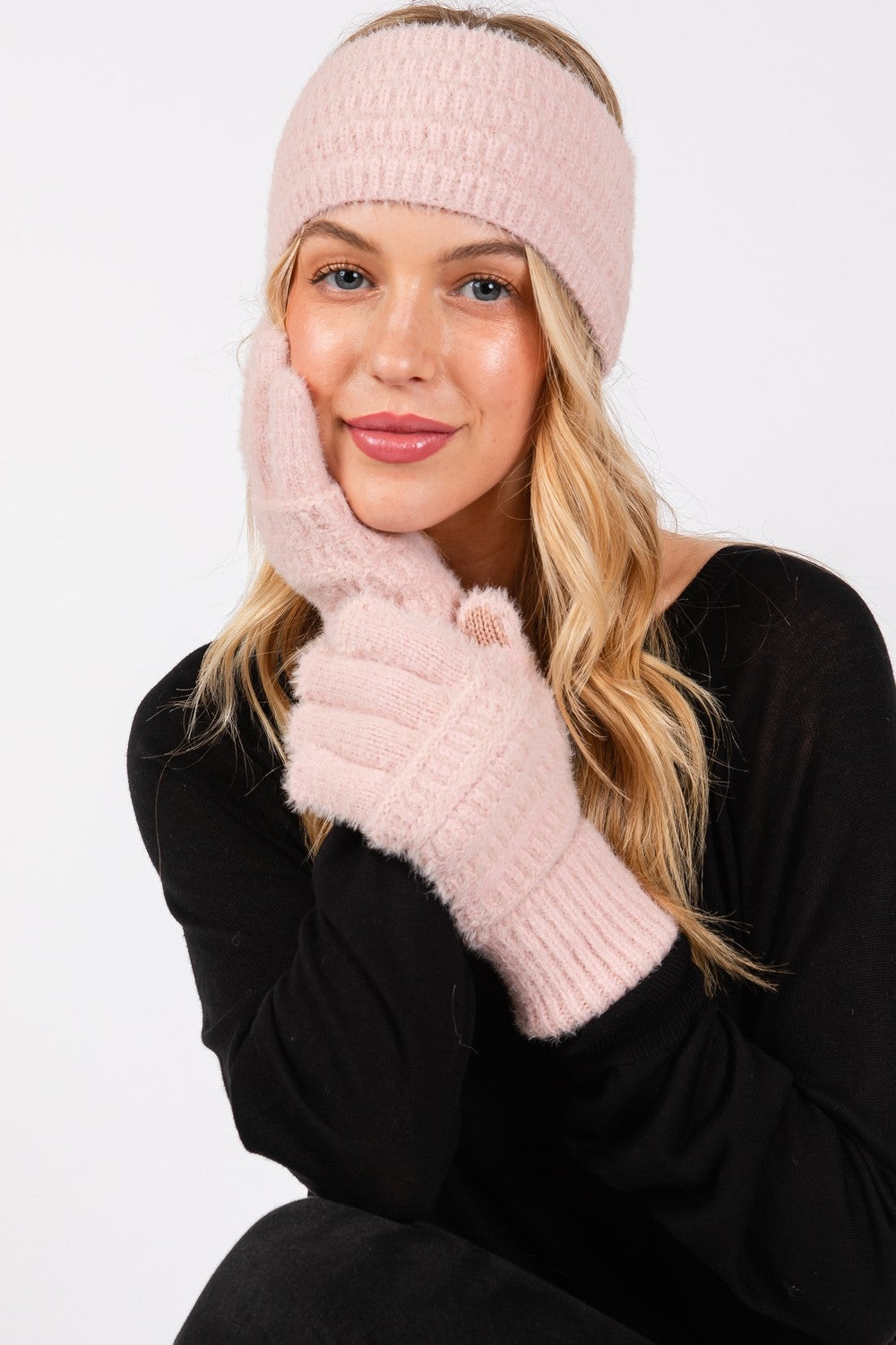 Fuzzy Cable Knit Smart Touch Gloves Pink - Pack of 6